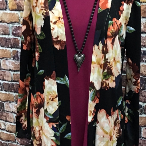 Black floral cardigan - Picture 1 of 1